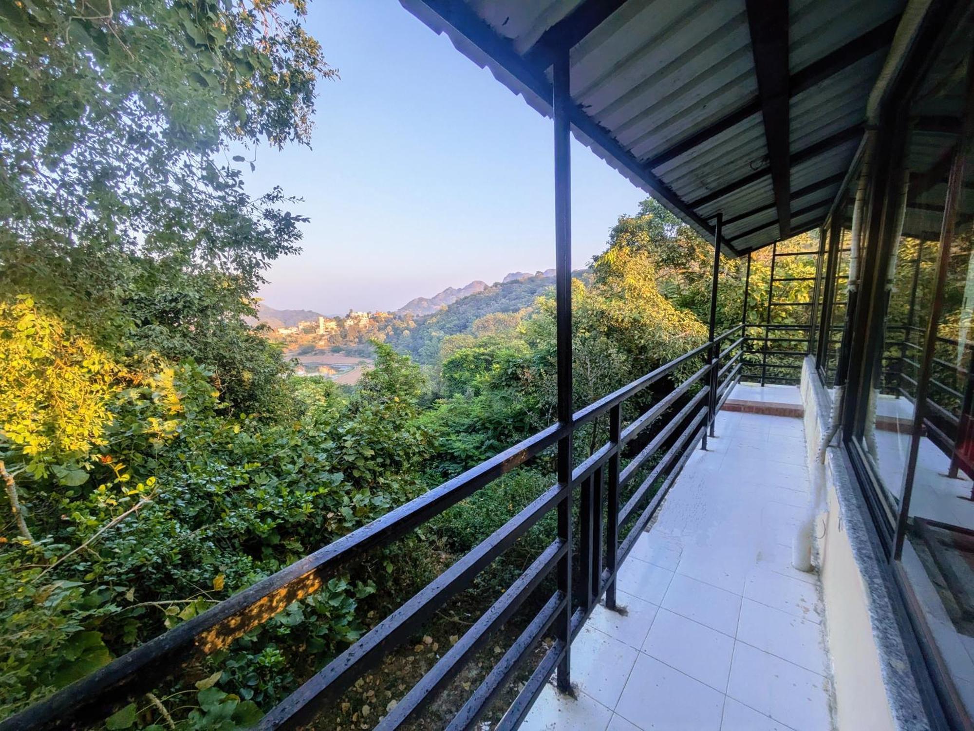 Dude Ranch Villa Mount Abu Buitenkant foto